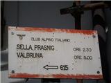 Sella Prasnig-Sedlo Prašnik oznake na začetku doline